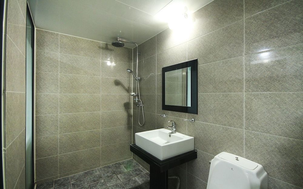 Busan Jaesong-dong Zenith Room (Standard (Free Netflix watching)) 12