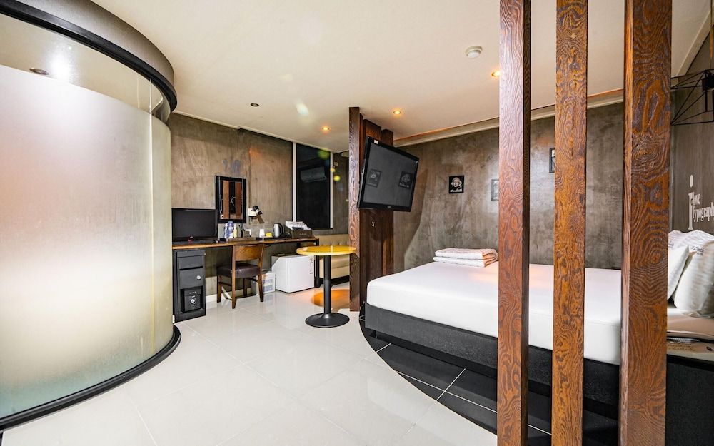 Busan Jaesong-dong Zenith Room (Royal Suite (Free Netflix)) 7