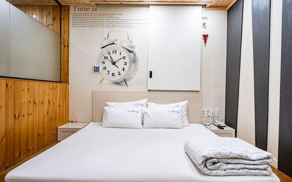 undefined Busan Jaesong-dong Zenith 8