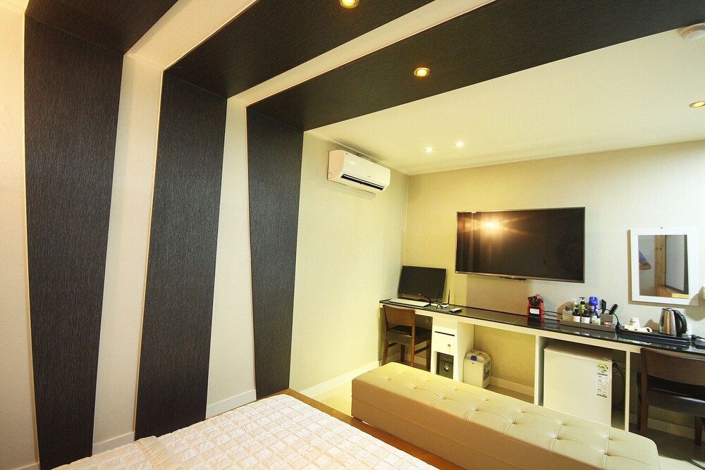 undefined Busan Jaesong-dong Zenith 5