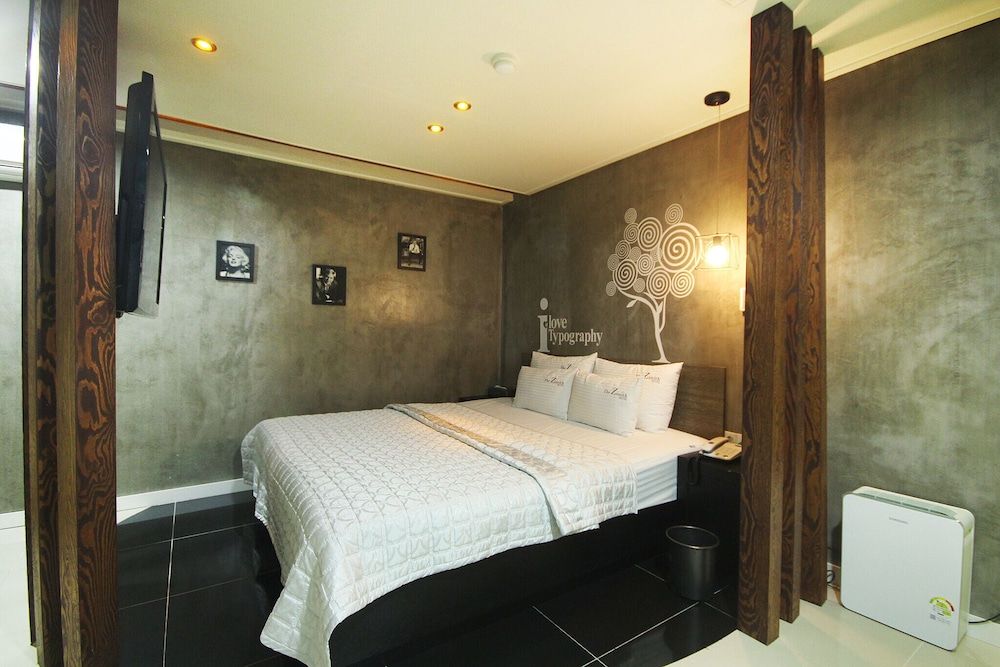 Busan Jaesong-dong Zenith Room (Royal Suite (Free Netflix)) 11