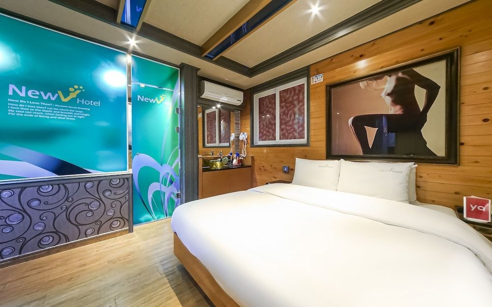 Busan Station BT Hotel Room (Deluxe) 17