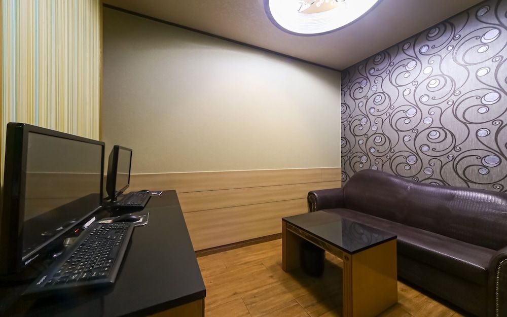 Busan Station BT Hotel Room (Deluxe) 19