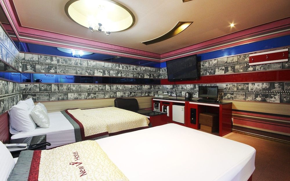 Busan Station BT Hotel Room (Twin) 3