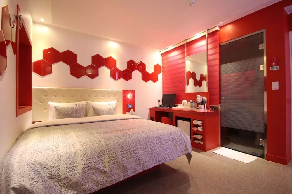 Busan Hakjang 369 Room (Standard Room) 2