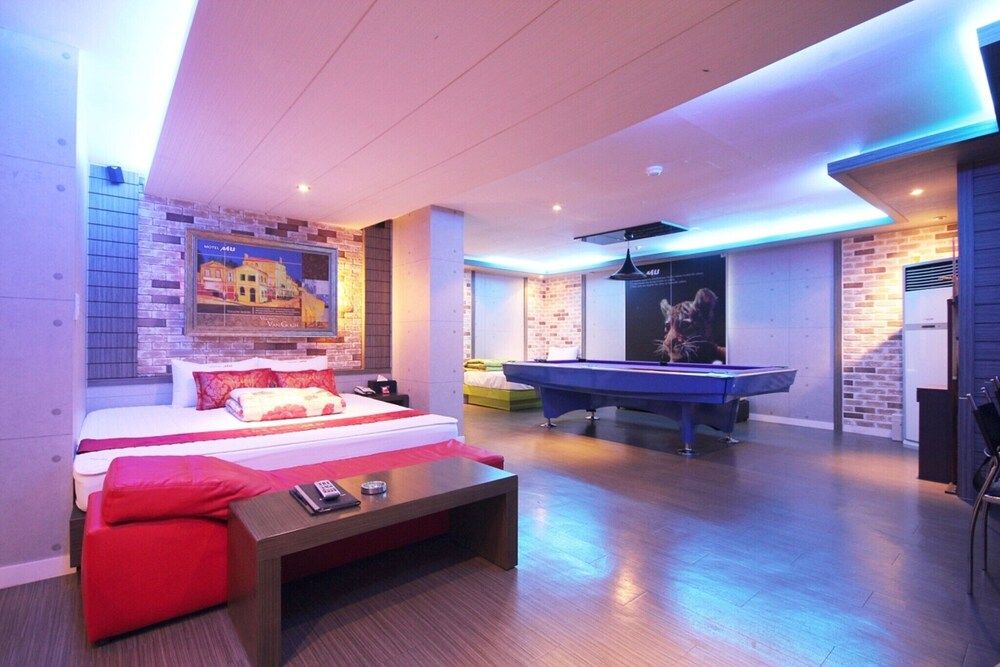 undefined Busan Yeonsan-dong MU 5