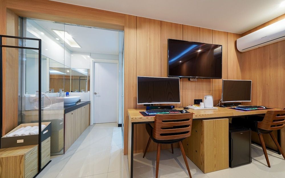 Busan Haeundae V Room (VIP-Twin (High Performing 2PC Netflix) 2