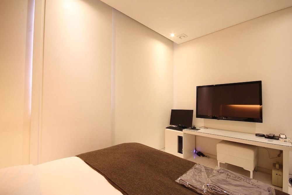 Busan Dongnae Amare Room (Standard (Free Netflix watching)) 18