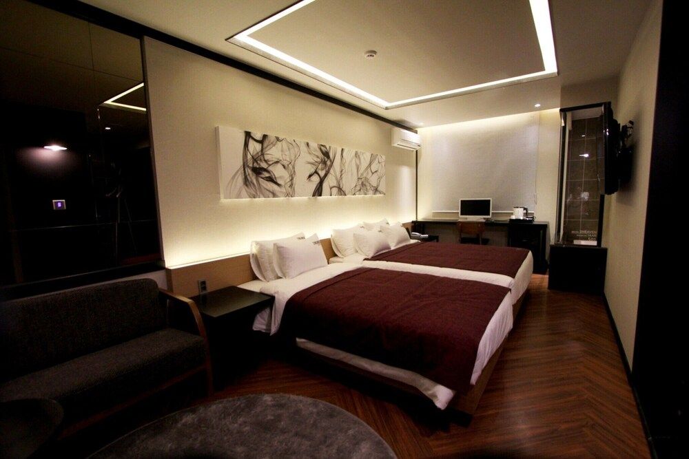 Busan Gwangalli 2 Heaven Hotel Room (Terrace Suite (baggage storage servic) 9