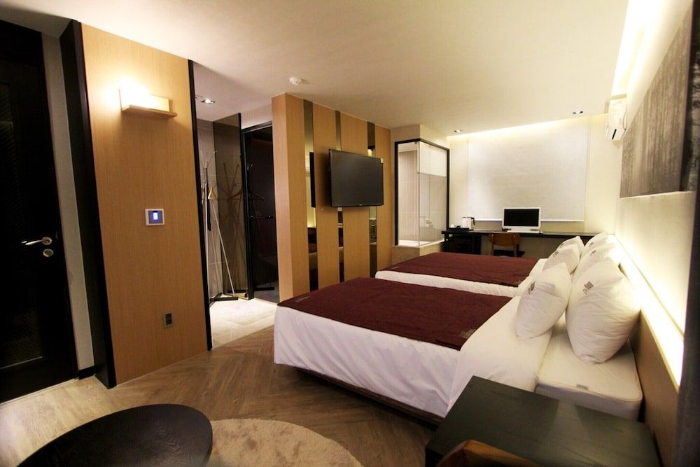 Busan Gwangalli 2 Heaven Hotel Room (Terrace Suite (baggage storage servic) 24