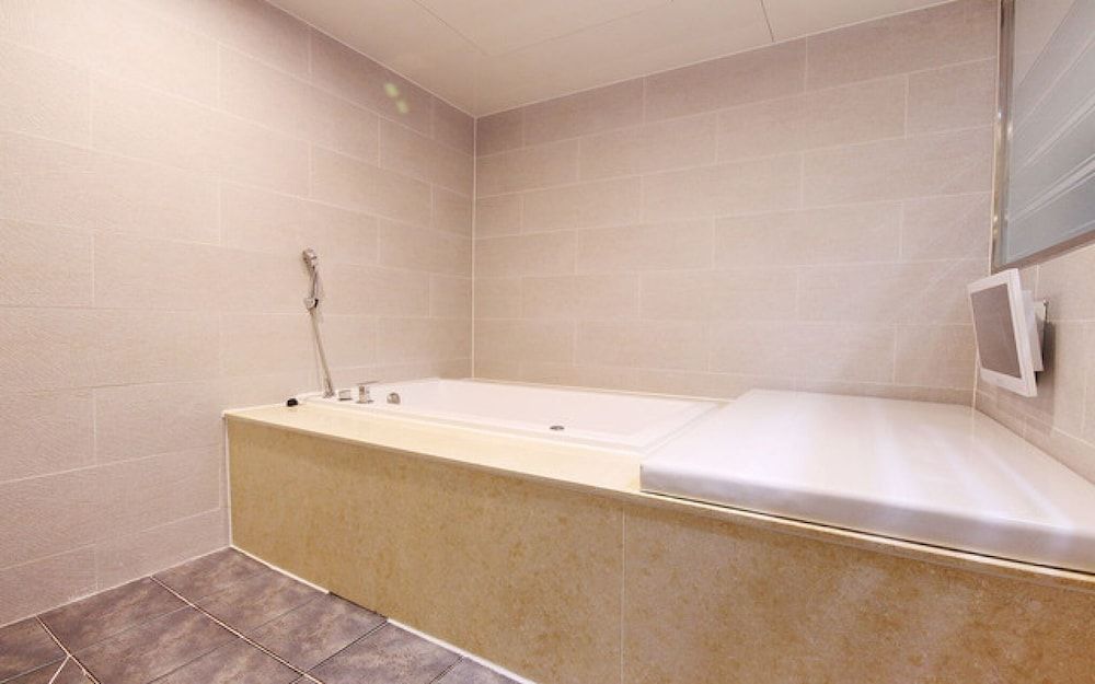 undefined Busan Daeyeon-dong V 4