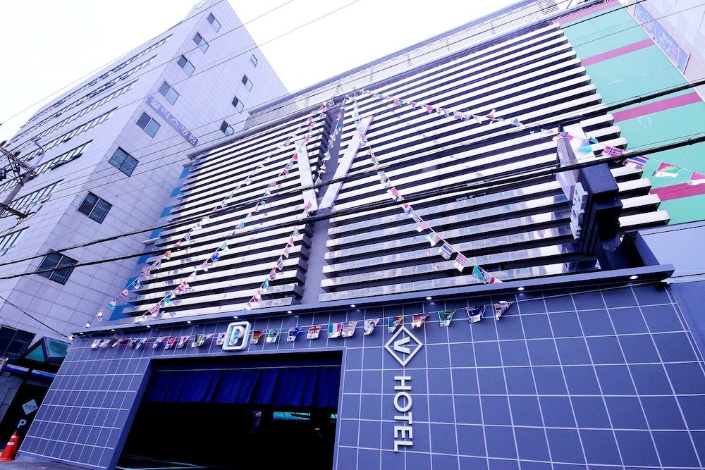 undefined Busan Daeyeon-dong V