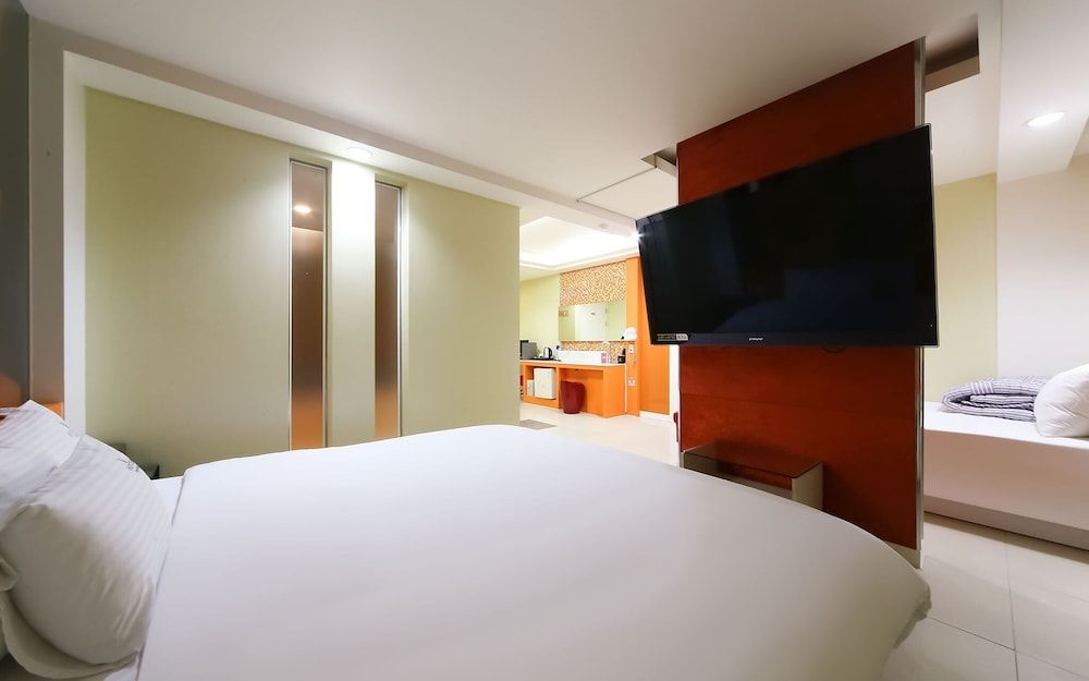 undefined Busan Songjeong V 9