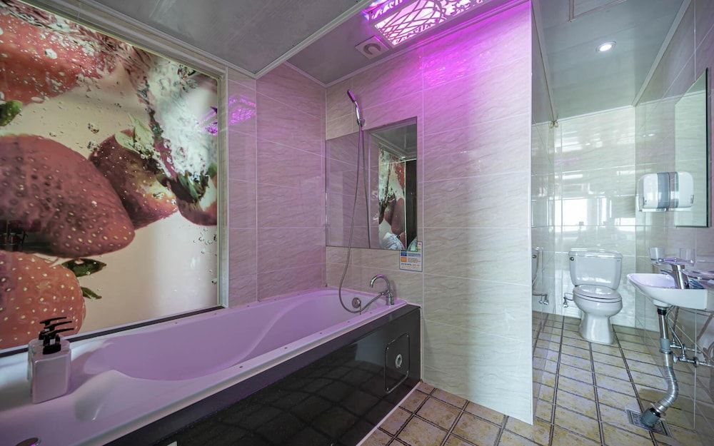 Busan Gwanganri Gung Room (Deluxe room (non-smoking room)) 12