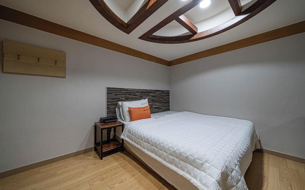 Busan Gwanganri Gung Room (Standard (non-smoking room)) 2