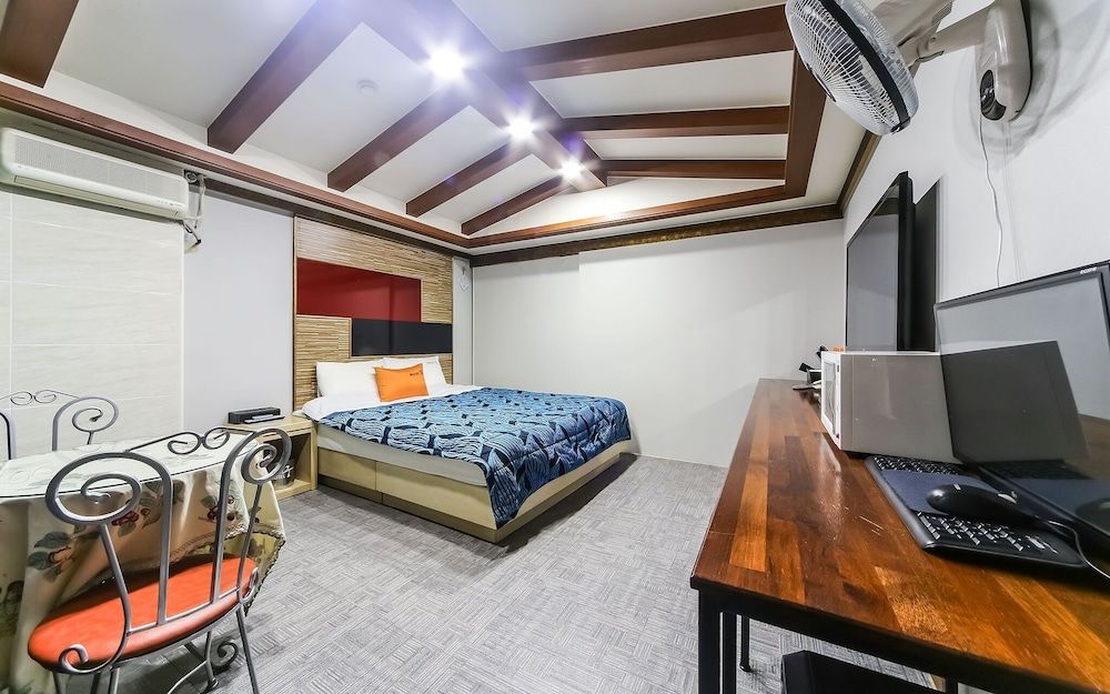 undefined Busan Gwanganri Gung 5