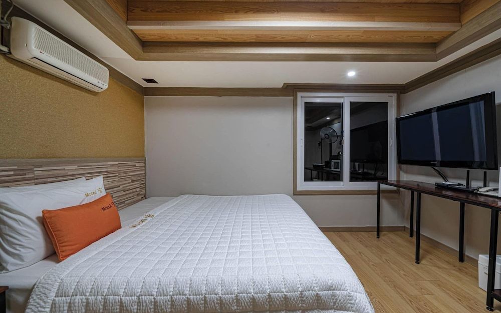 Busan Gwanganri Gung Room (Deluxe room (non-smoking room)) 11