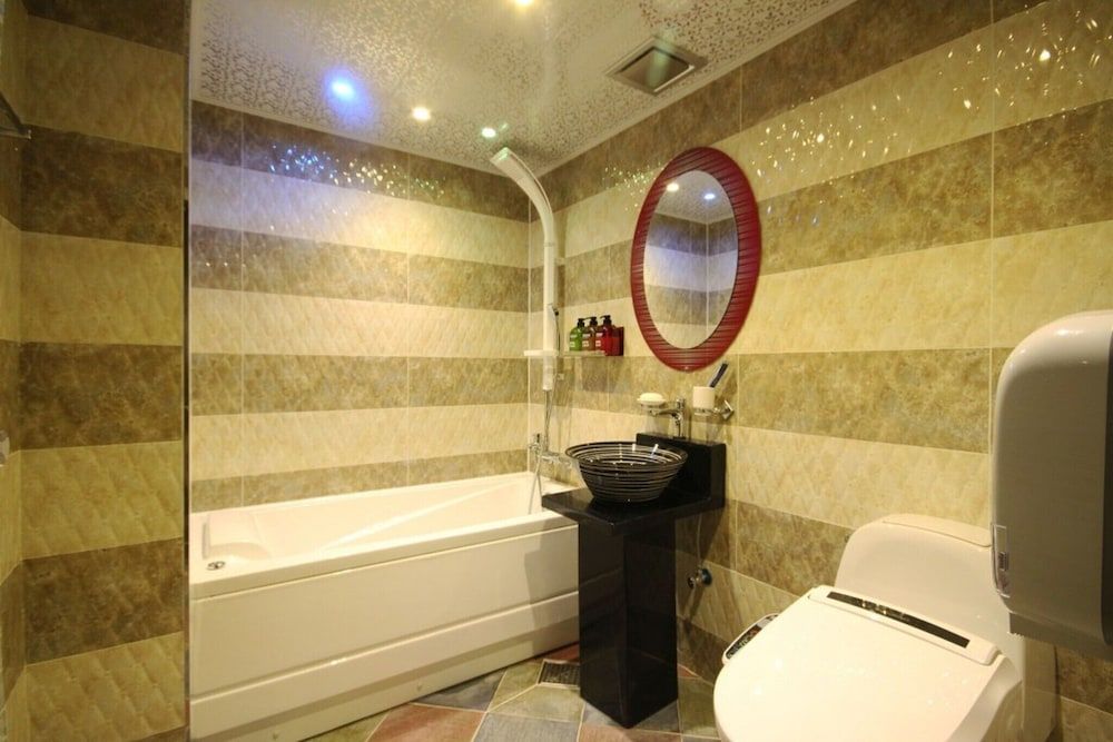 Busan Oncheonjang 369 Room (Standard Room) 11