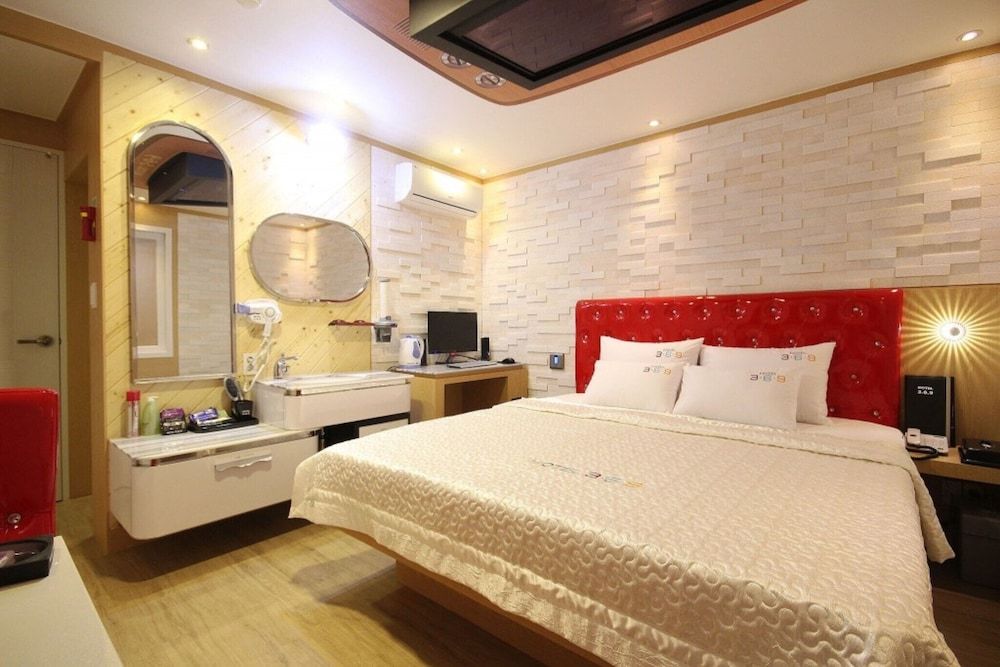 Busan Oncheonjang 369 Room (Standard Room) 3
