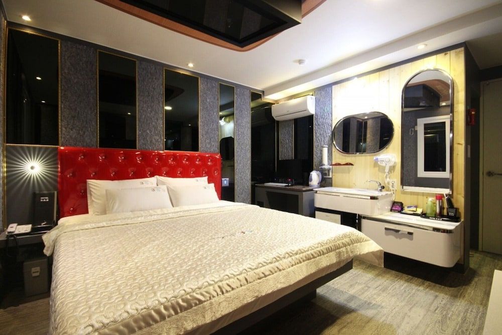 Busan Oncheonjang 369 Room (Standard Room)