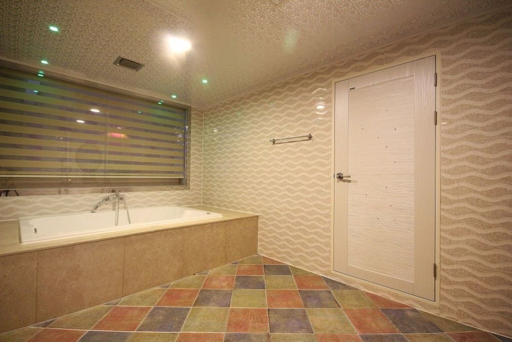 Busan Oncheonjang 369 Room (Suite) 11