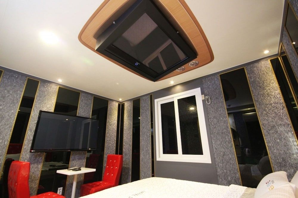 Busan Oncheonjang 369 Room (Standard Room) 9