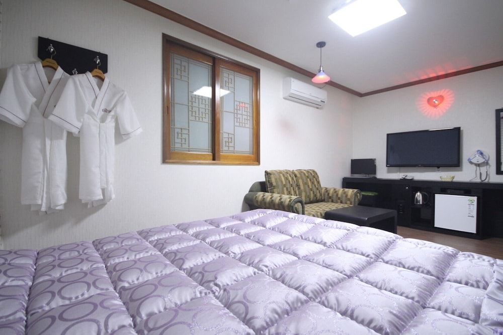 Busan Yeongdo Sinwon Room (Special Room) 10