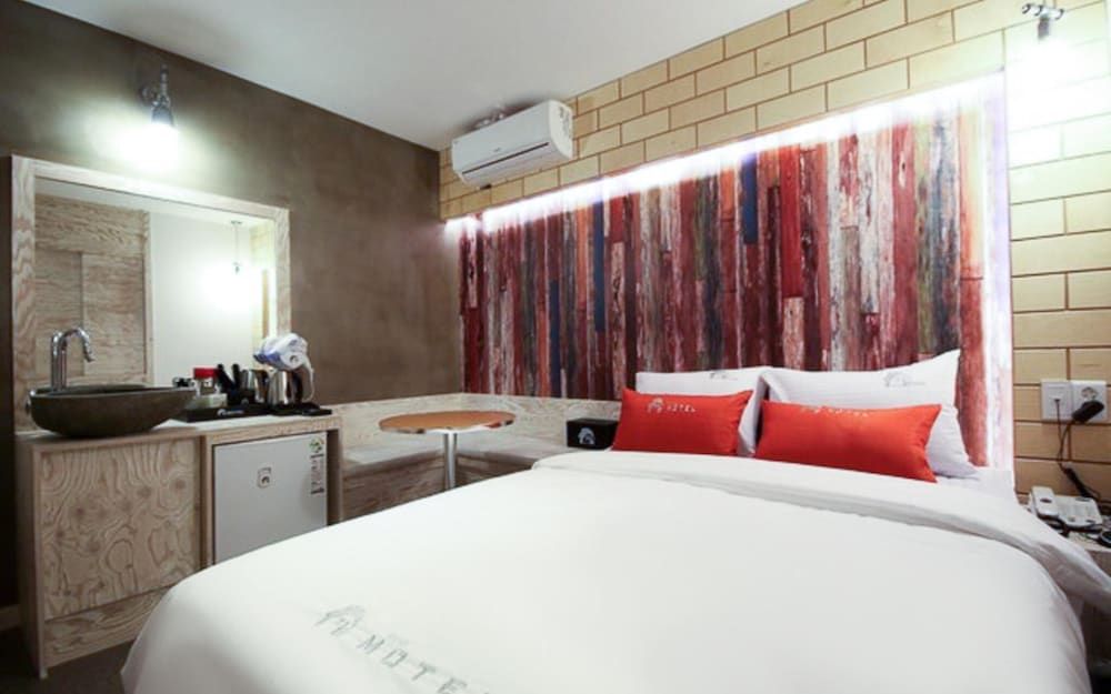 undefined Busan Daeyeon-dong Kkum 5