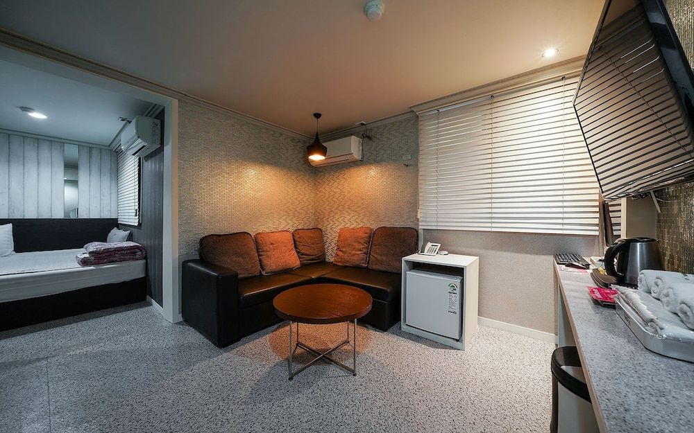 Busan Jaesongdong Max Room (Twin (Netflix free viewing)) 4