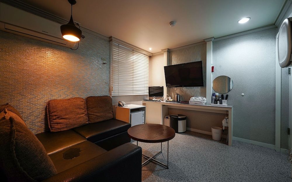 Busan Jaesongdong Max Room (Twin (Netflix free viewing)) 6