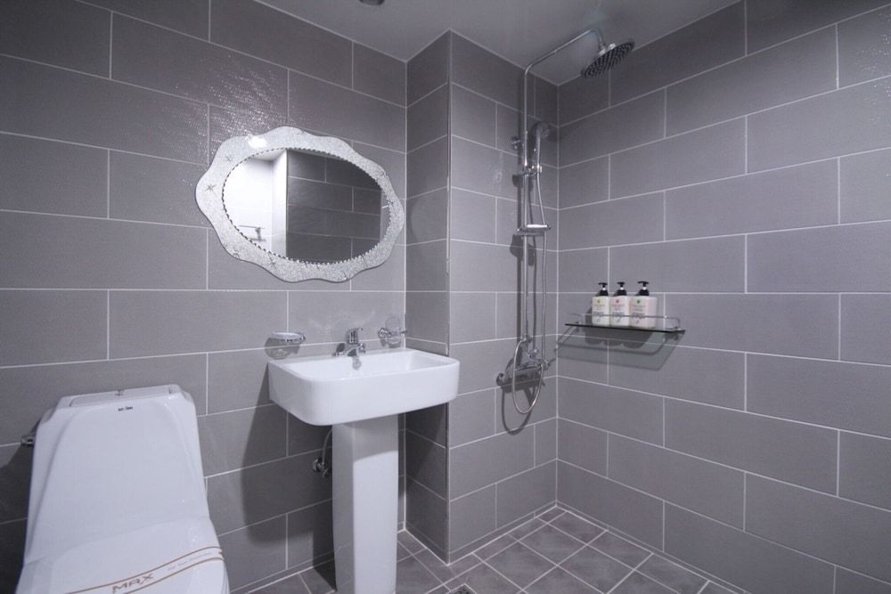 Busan Jaesongdong Max Room (Standard Room) 16