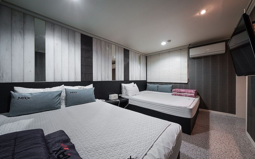 Busan Jaesongdong Max Room (Twin (Netflix free viewing)) 3