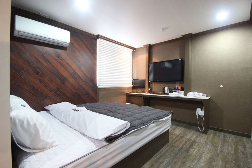 Busan Jaesongdong Max Room (Suite room (Free viewing on Netflix)) 3