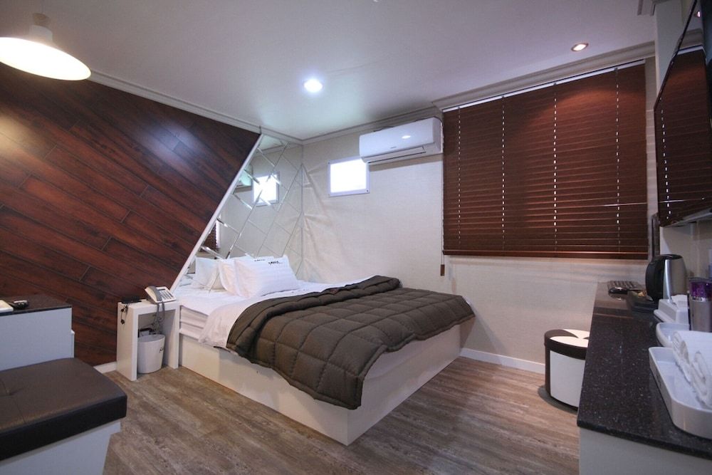 Busan Jaesongdong Max Room (Standard Room) 17