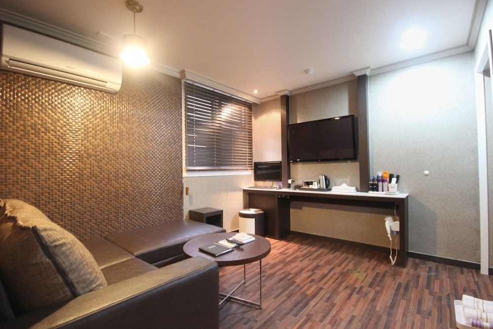 Busan Jaesongdong Max Room (Twin (Netflix free viewing)) 13