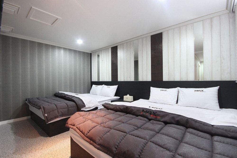 Busan Jaesongdong Max Room (Twin (Netflix free viewing)) 20