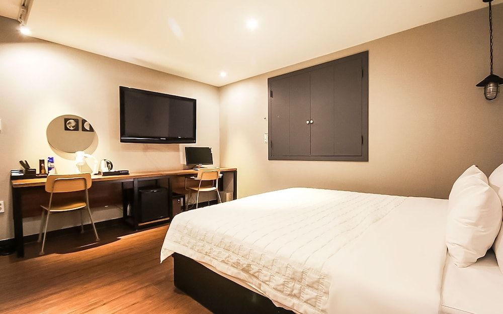 Busan Seo-dong No25 Room (Standard (Free Netflix)) 22