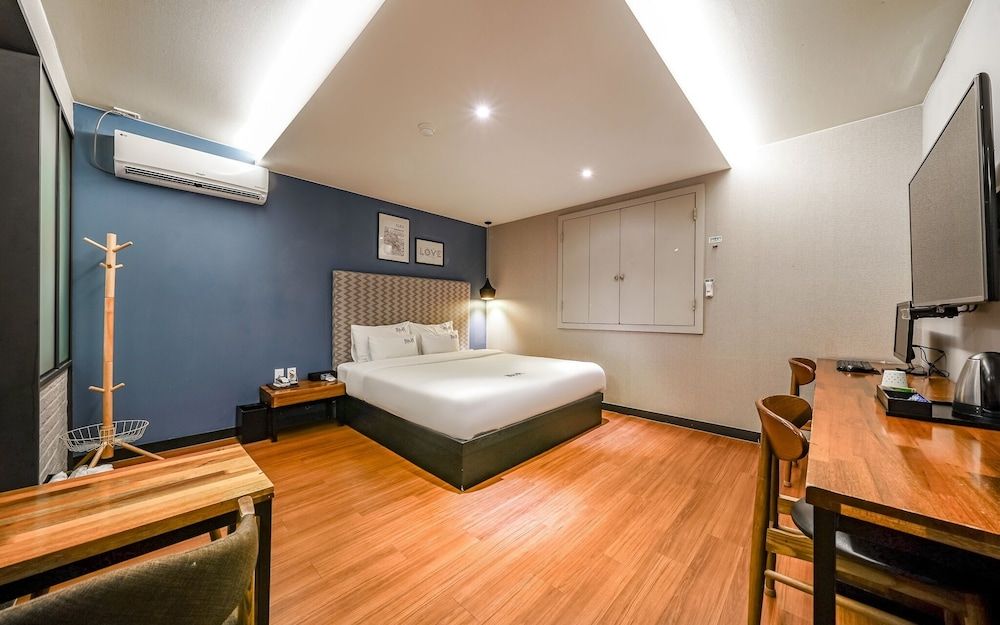 Busan Seo-dong No25 Room (Standard (Free Netflix)) 2