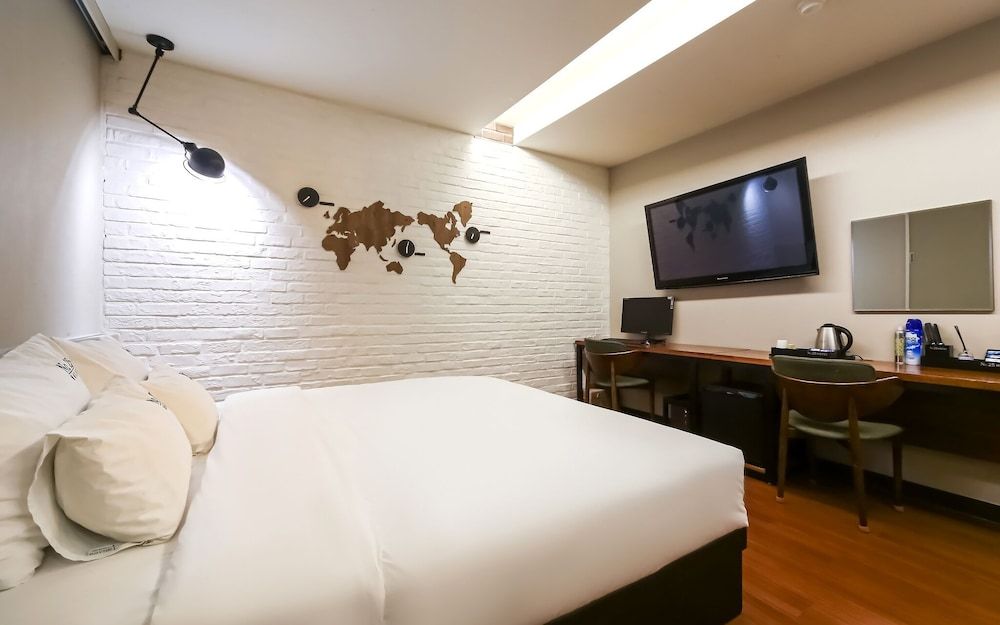 Busan Seo-dong No25 Room (Standard (Free Netflix)) 11