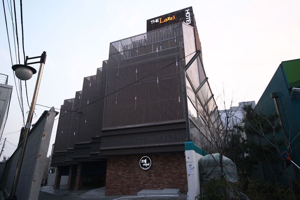 undefined Busan Gwanganri Lazzi