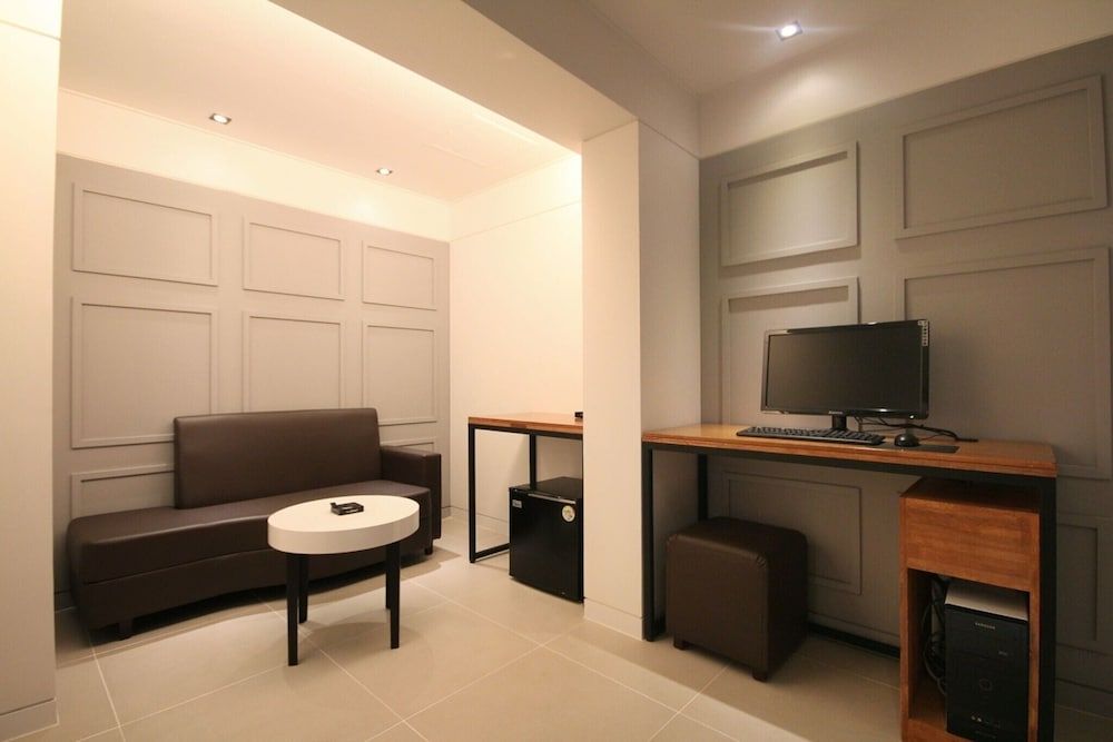 Busan Yeonsan-dong Oops Room (VIP) 10