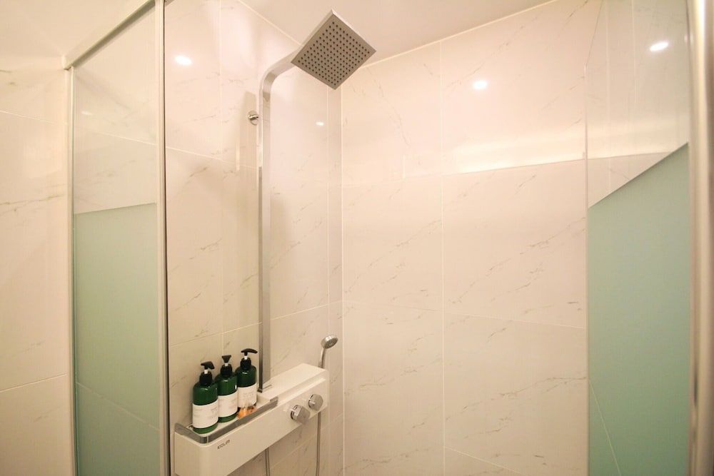 Busan Yeonsan-dong Oops Room (VIP) 17