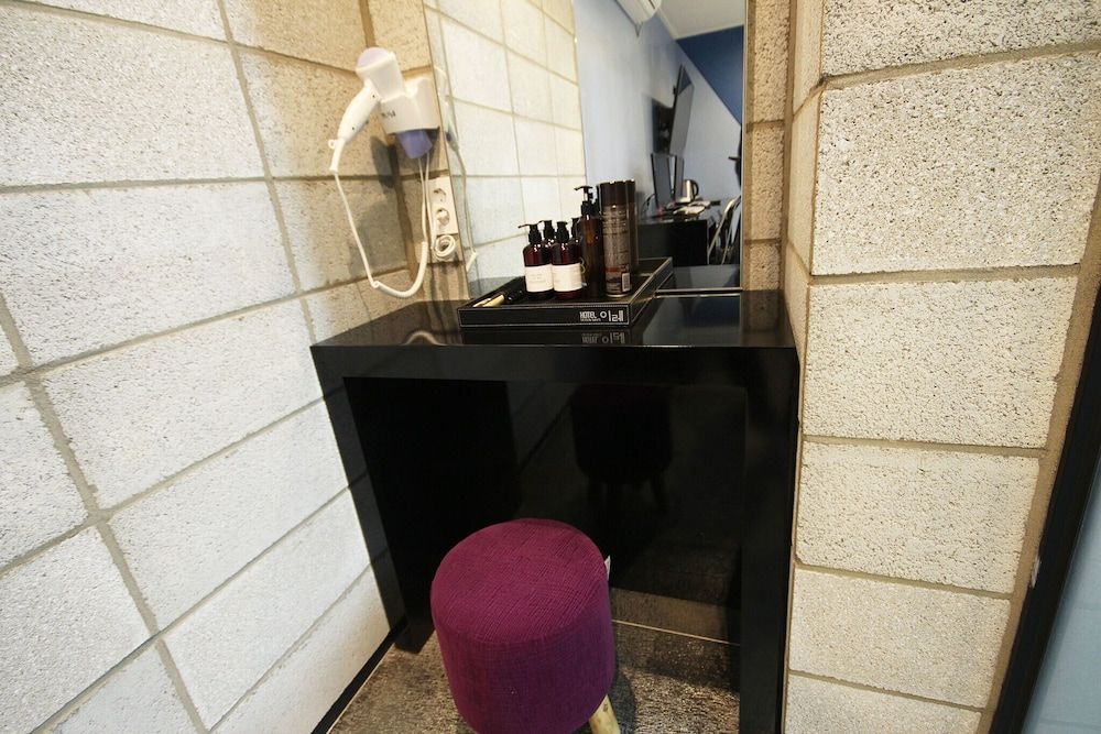 Busan Sasang Hotel Ire Room (Group room with 1 double bed and 2 si) 11