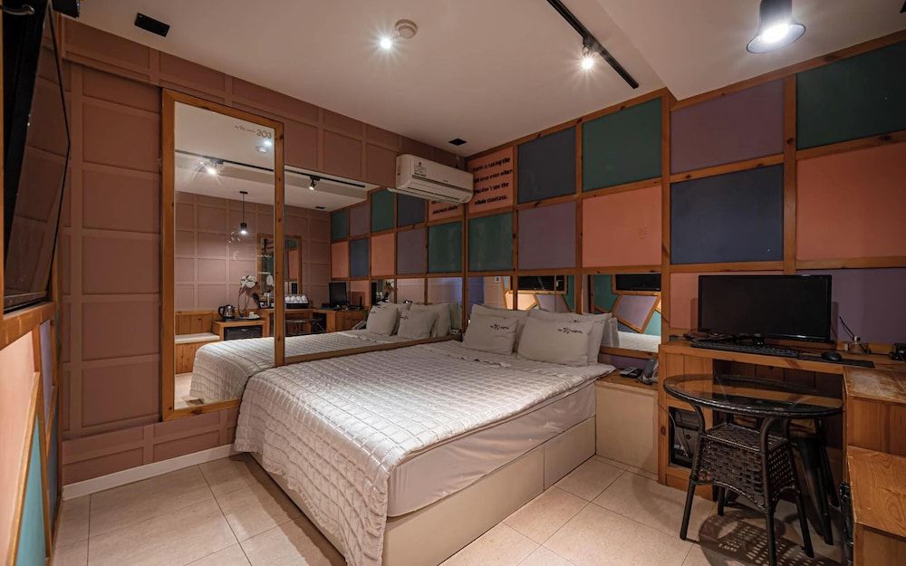 Busan Choeup Jjang Room (Standard (Free to watch Netflix)) 5