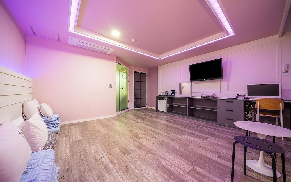 Busan Songjeong Hotel Gain Room (Ondol Room (Netflix)) 3