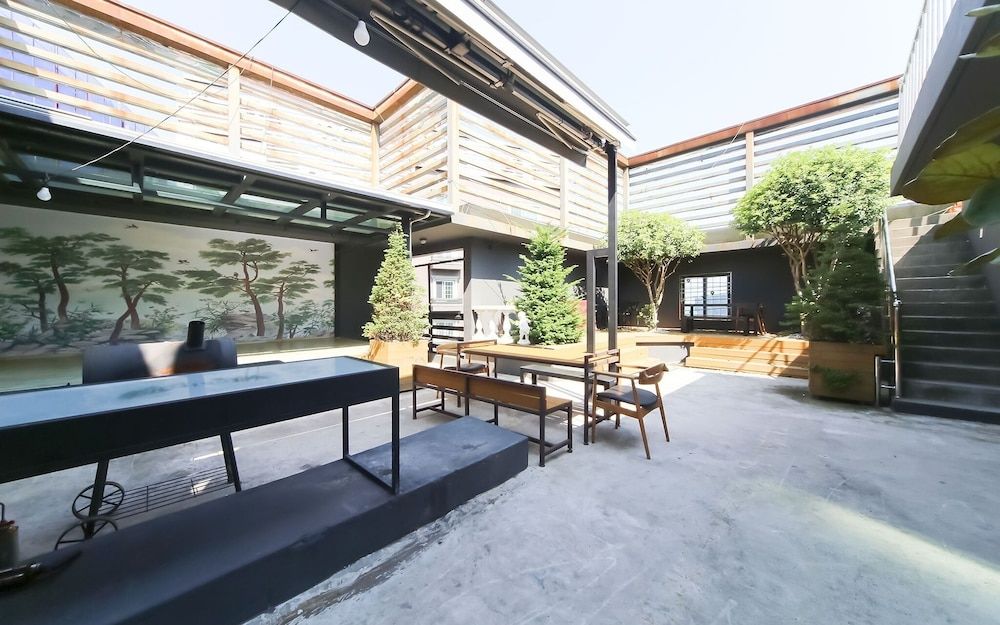 Busan Songjeong Hotel Gain Room (Penthouse Rooftop Barbecue (Netflix K)