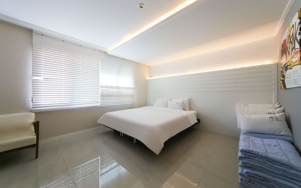 Busan Songjeong Hotel Gain Room (Penthouse Rooftop Barbecue (Netflix K) 10