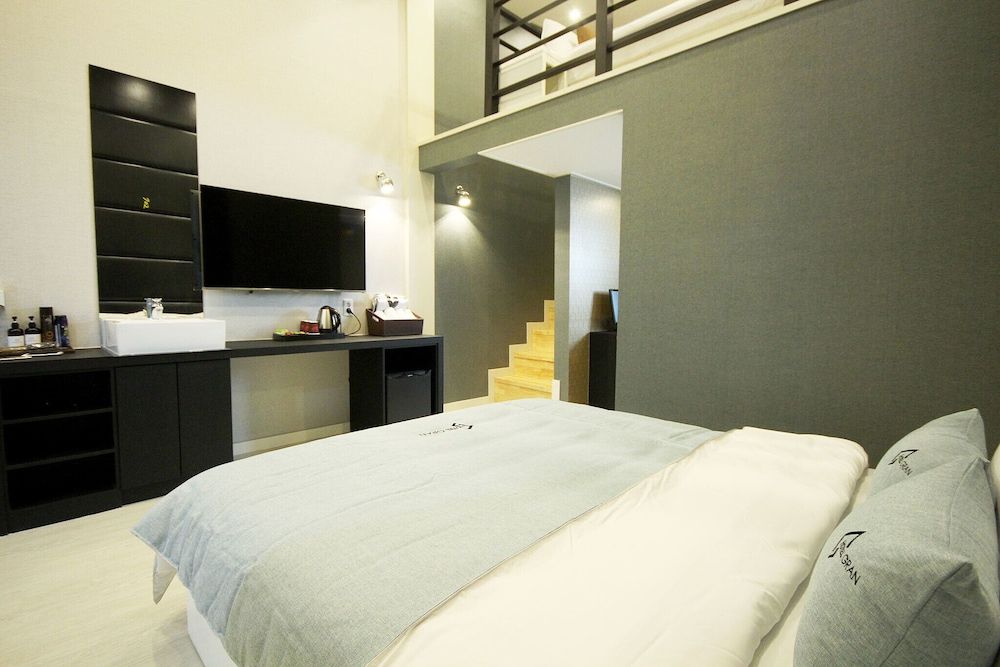 Busan Seomyeon Gran Room (Suite (NetFLIX free viewing) (Double ) 3