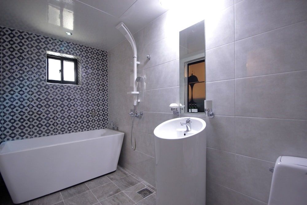 Busan Guseodong Zenith Room (Special room (free watching Netflix +) 18