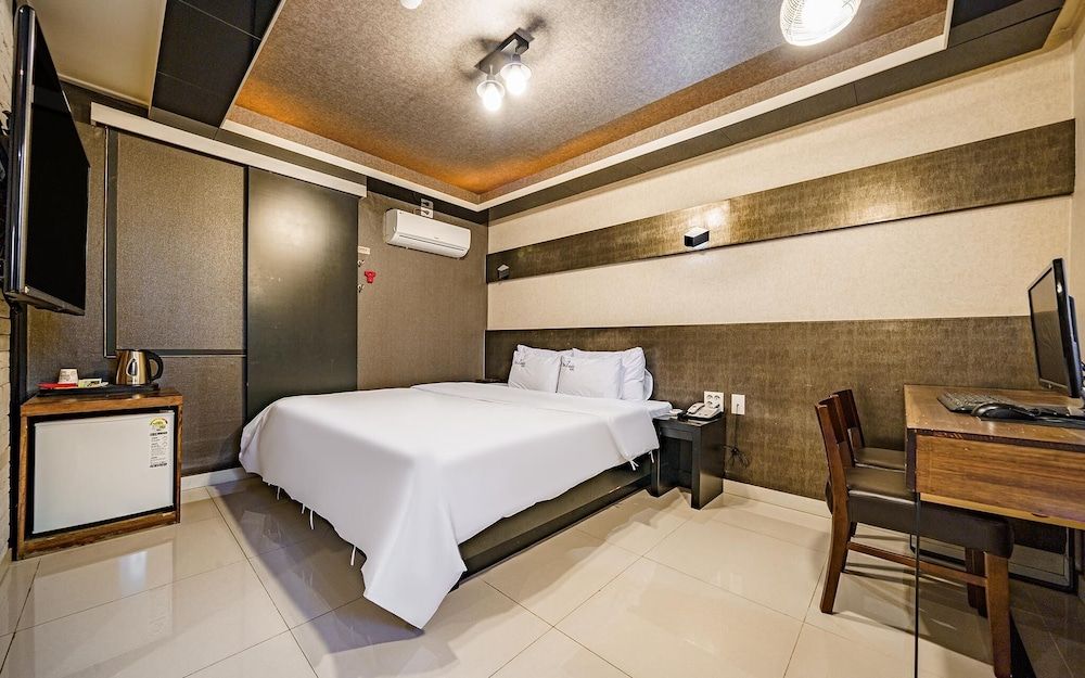 Busan Guseodong Zenith Room (Special room (free watching Netflix +)